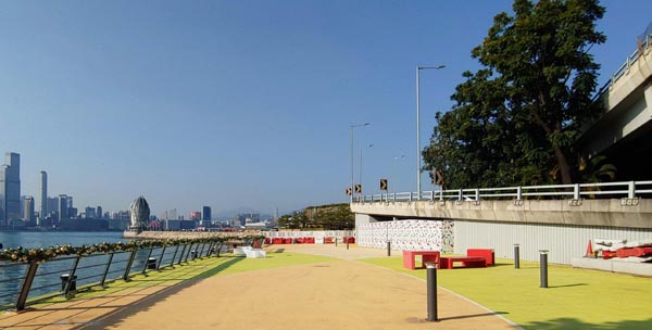 「東岸公園主題區（第一期甲）」今日（十二月三十日）開放，連接炮台山至銅鑼灣避風塘一帶的海濱。